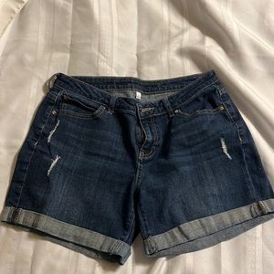 Jennifer Lopez shorts. Excellent used condition.